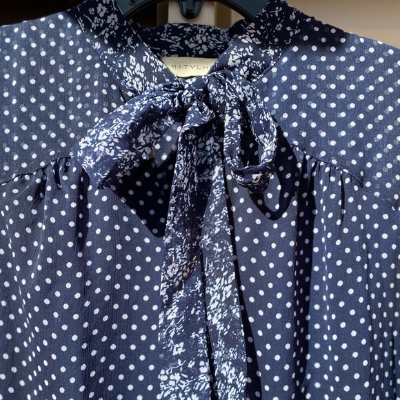 🔵HOST PICK!⚪️ Navy and White Polkadot Swing Dress with a Bow - Picture 4 of 8